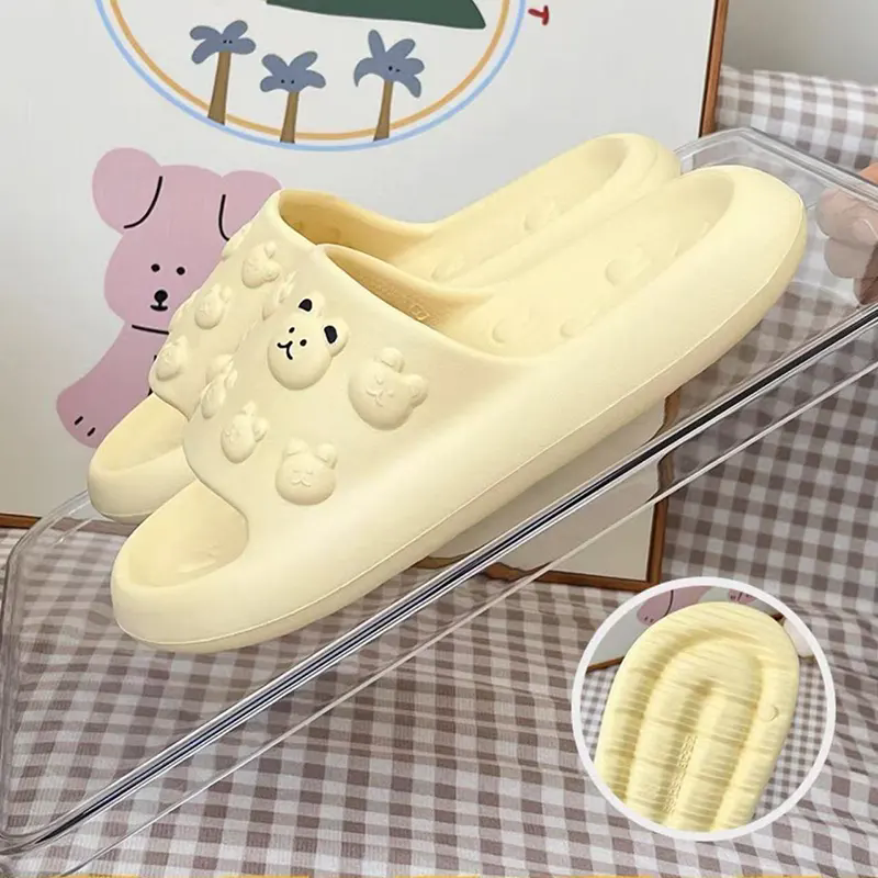 Bear Slippers ผสมผสานความสะดวกสบายสไตล์และการใช้งานได้อย่างไร?